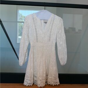 ** Short White Lace Dress**
